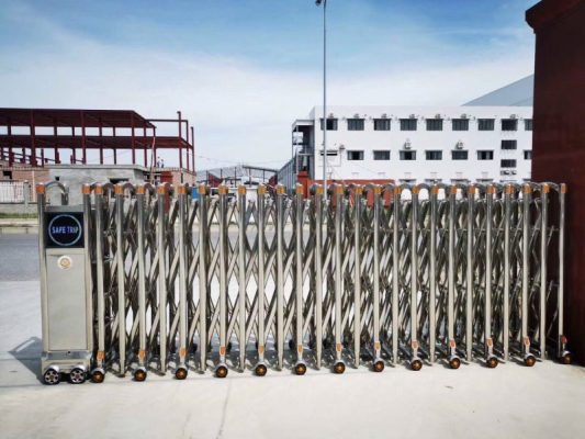 Cung cấp Cửa Cổng Xếp Inox